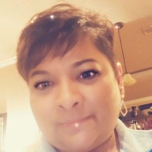 Meet your Posher, Anissa